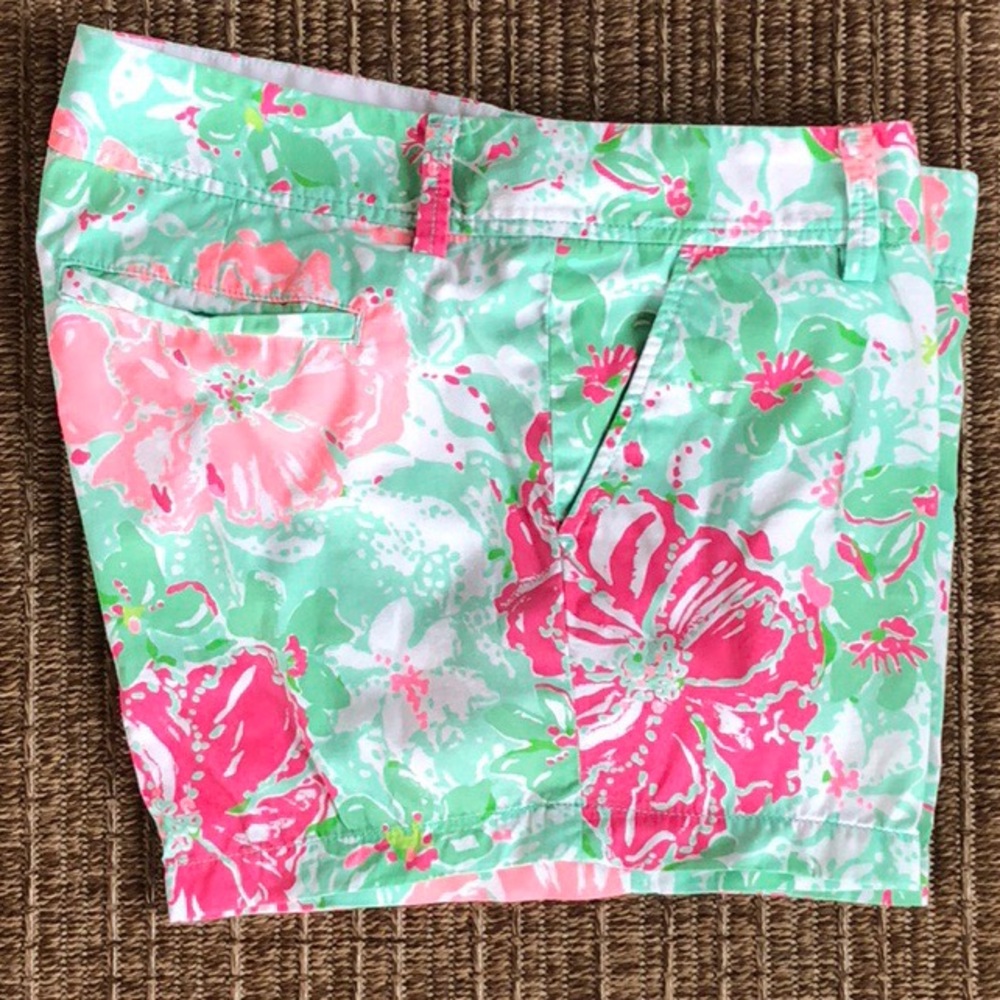 Lilly Pulitzer Callahan Shorts - Size 12